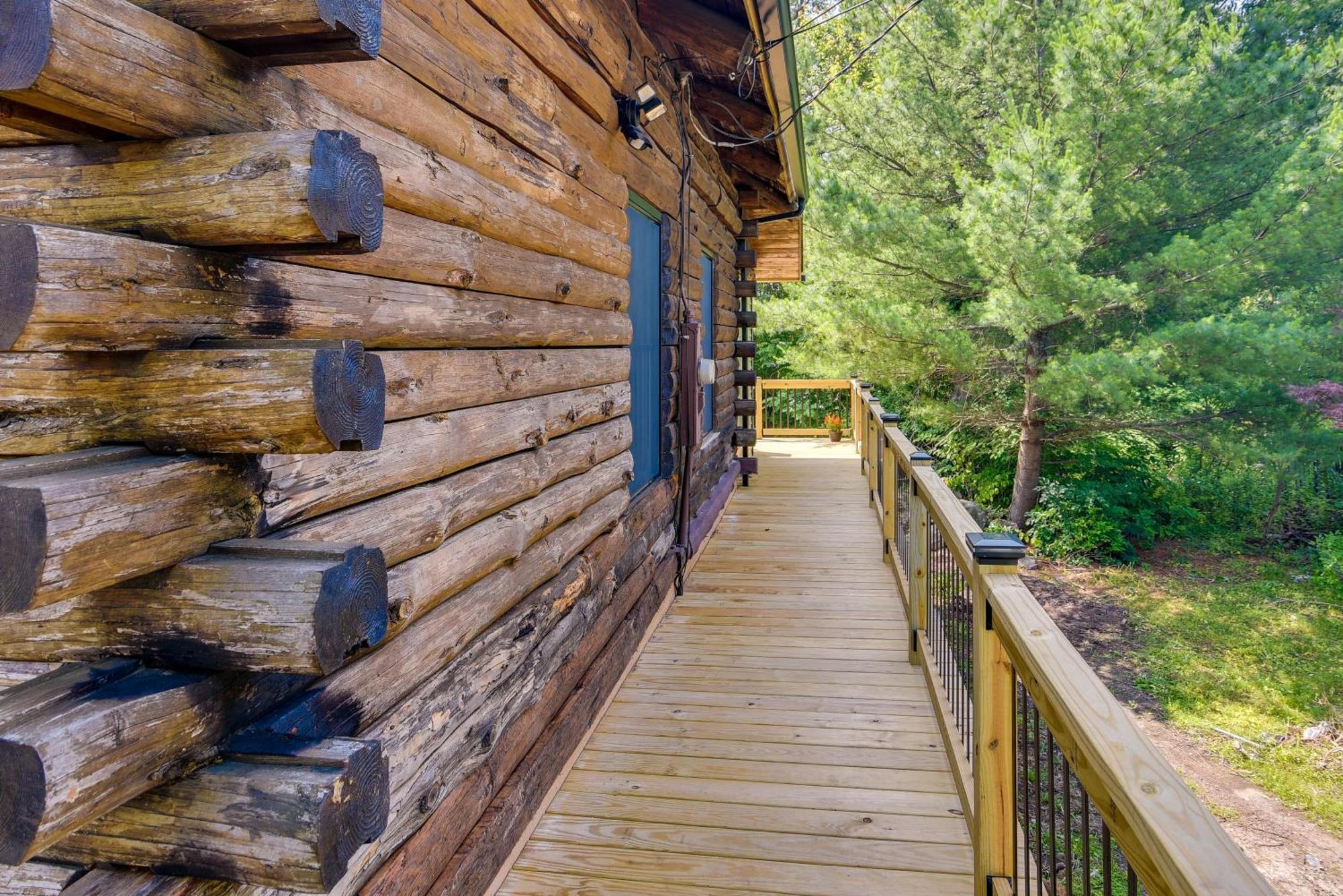 Вилла Fairhaven Harbor-Front Gem - Steps From The Water! Экстерьер фото